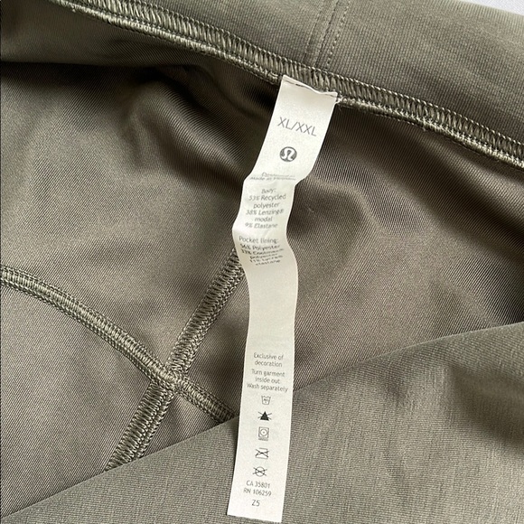 Lululemon Athletica Olive Blazer - Picture 3 of 6